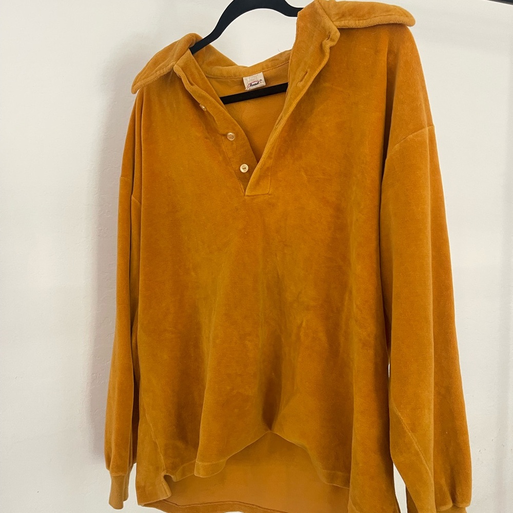 Vintage collared velvet unisex shirt gold color